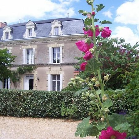 La Jariette Bed & Breakfast Airvault Dış mekan fotoğraf