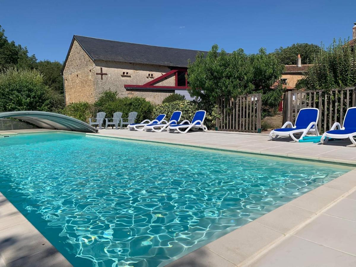 La Jariette Bed & Breakfast Airvault Dış mekan fotoğraf