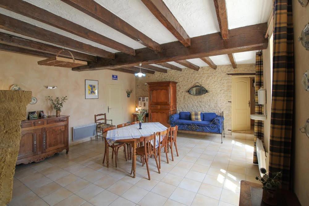 La Jariette Bed & Breakfast Airvault Dış mekan fotoğraf
